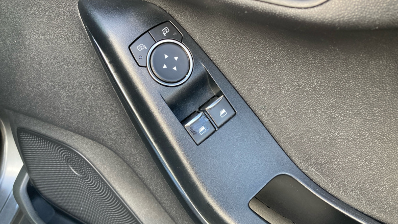 Ford Fiesta 1.1 Zetec 5dr Petrol Hatchback